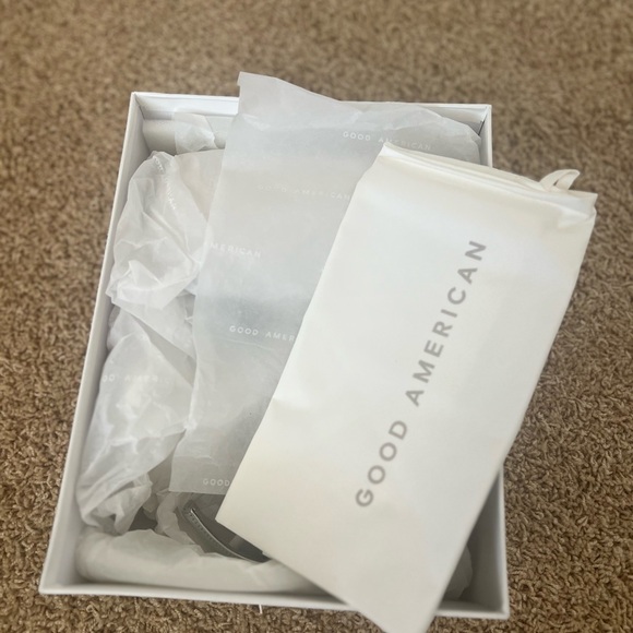 NEW Good American Cinder-F*cking Rella Pumps, Size 10 - Picture 6 of 7